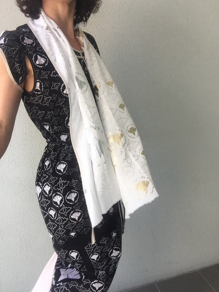 IVORY WEEK END NARROW SCARF